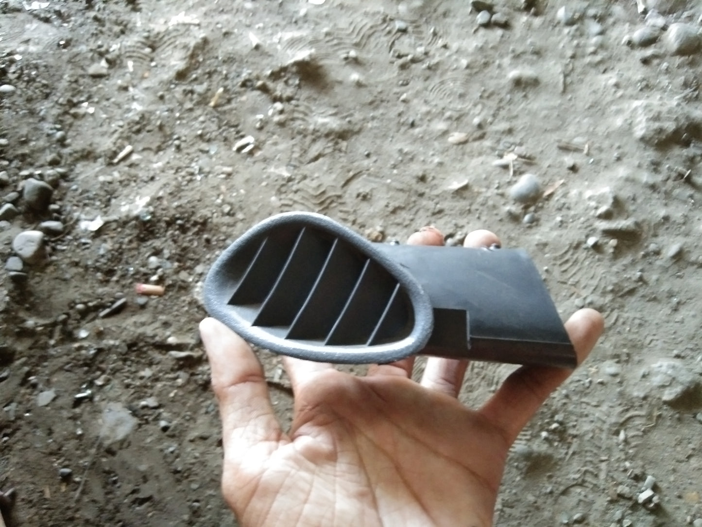 Lancer Itlog Air-Con Louver