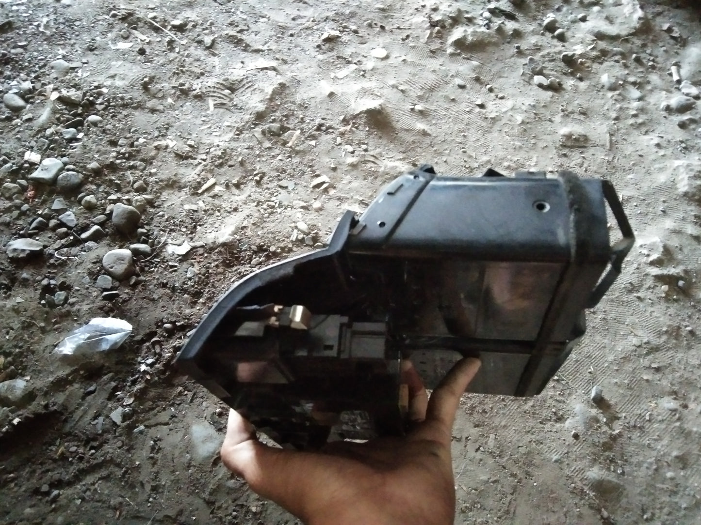Nissan Cefiro Rear Center Frame AC Vent