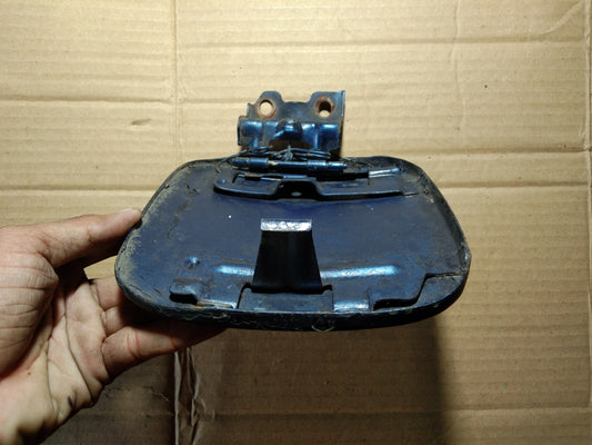 Lancer Itlog Gas Tank Cover