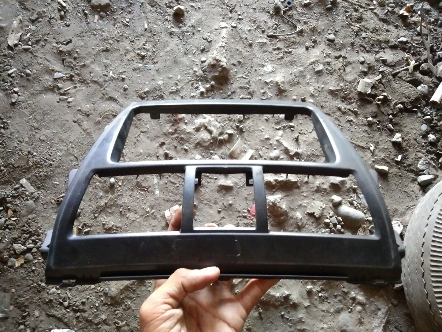 Vios Batman Center Frame