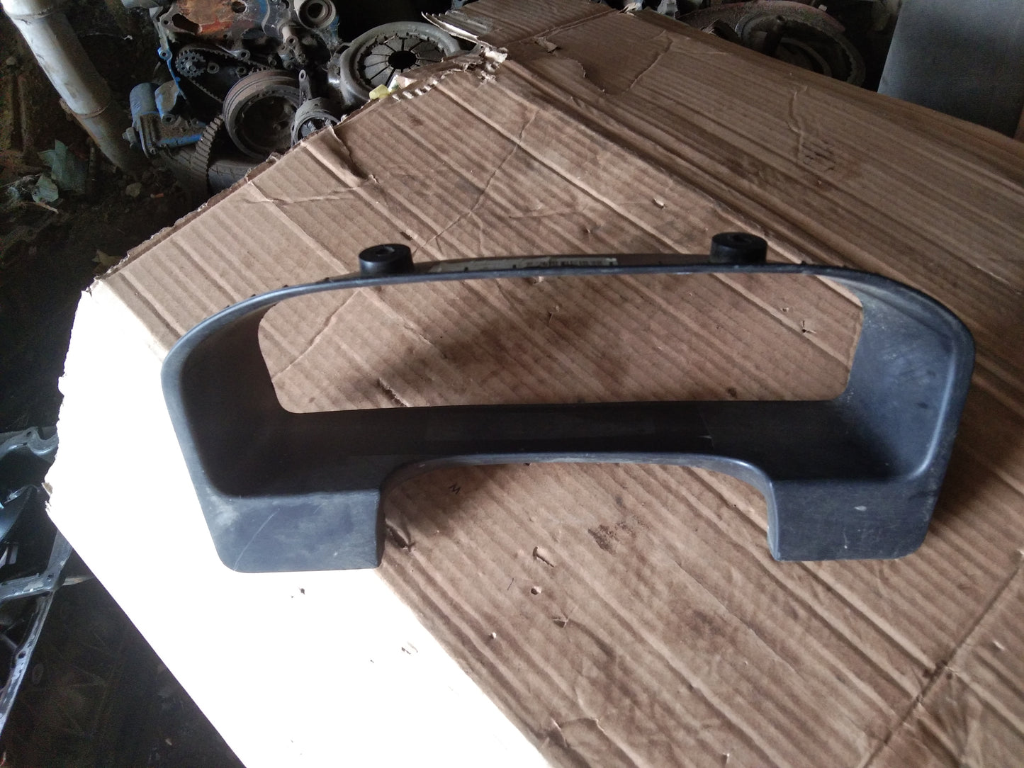 Ford Escape Center Panel Frame