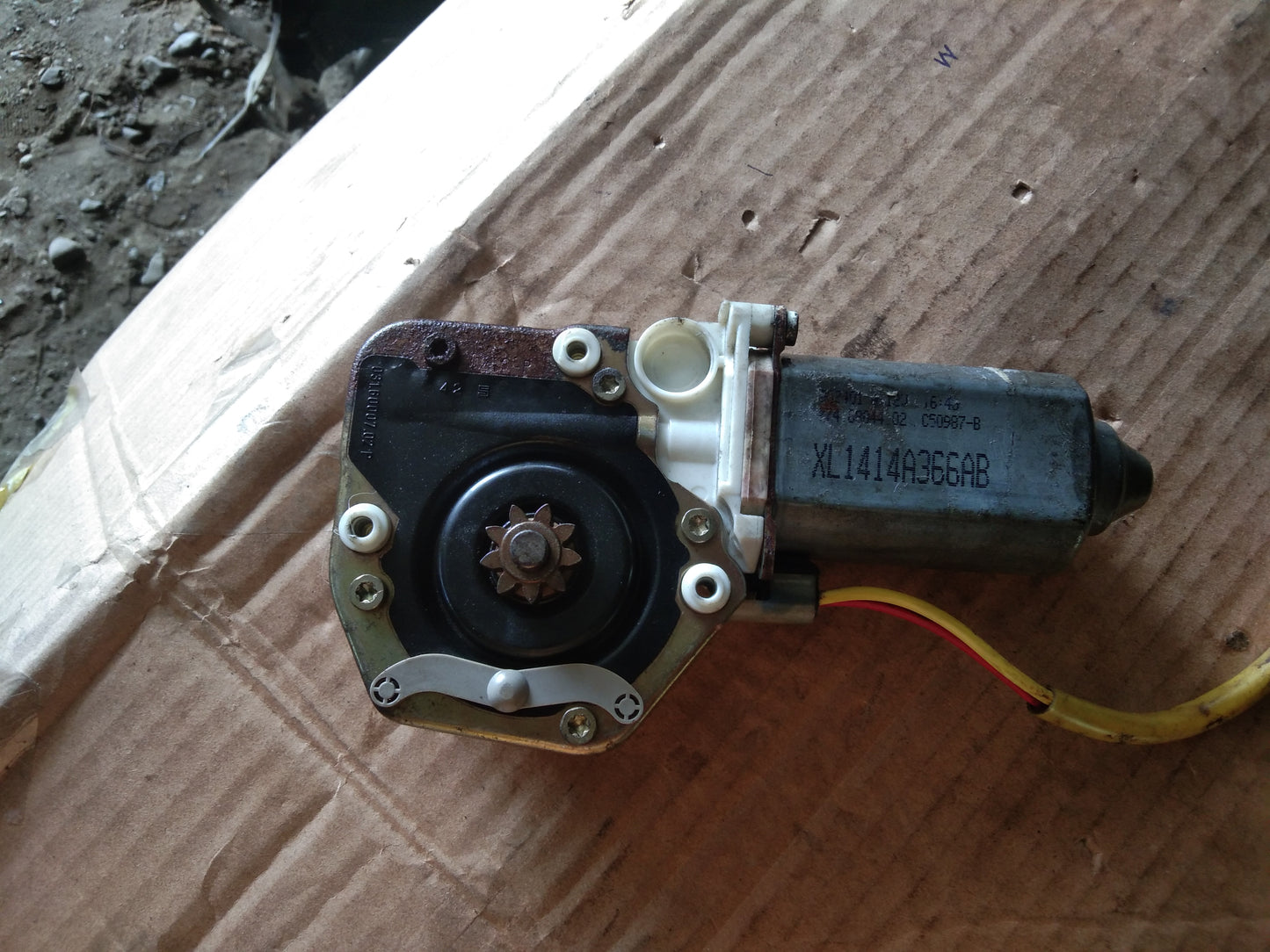 Expedition Window Motor