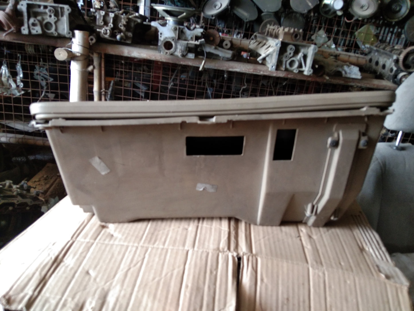 Optra 1.6 Glove Box