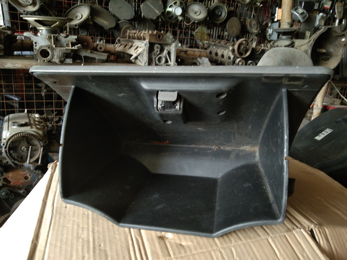 Mazda Tribute Glove Box