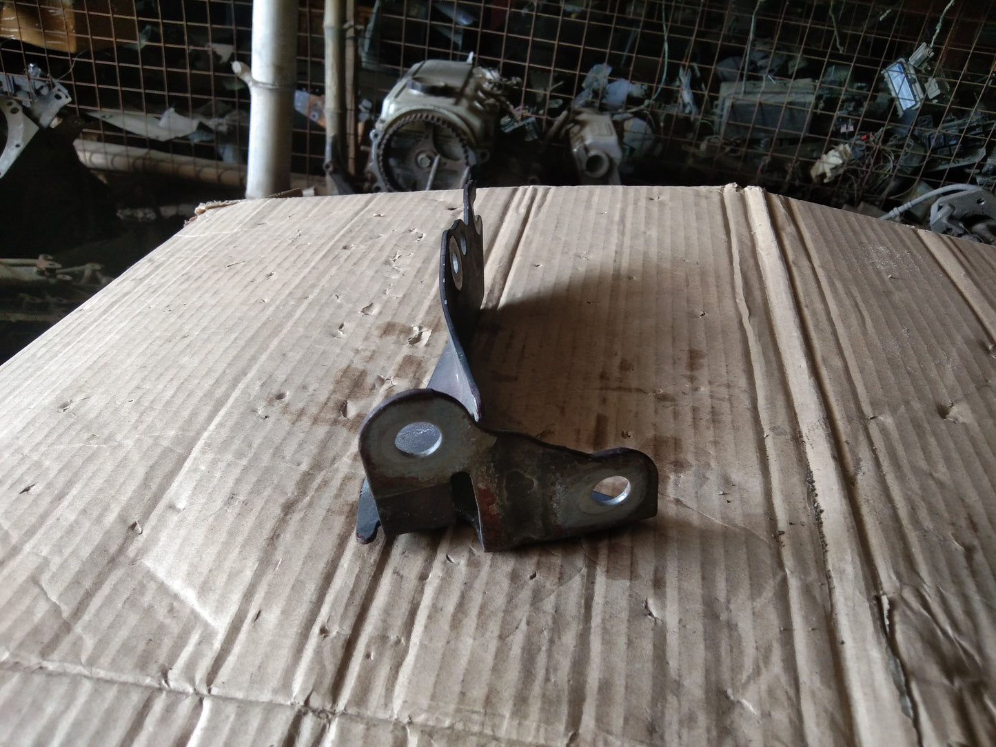 Ford Escape 2.0 Black Hood Hinge Driver Side
