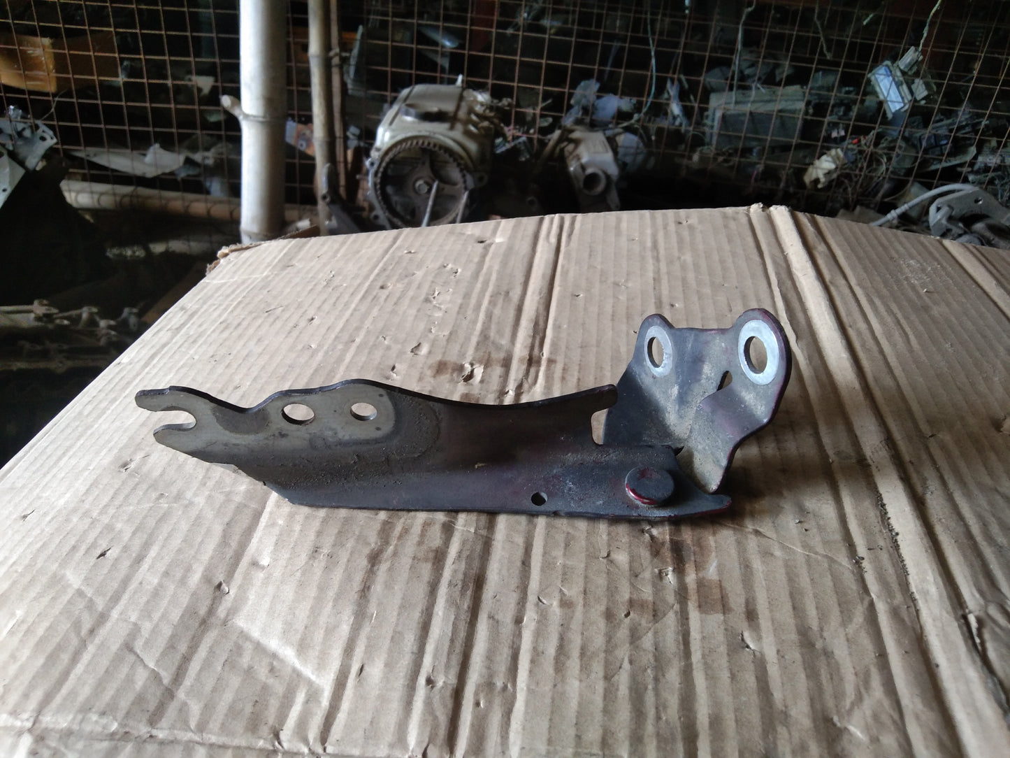 Ford Escape 2.0 Black Hood Hinge Driver Side