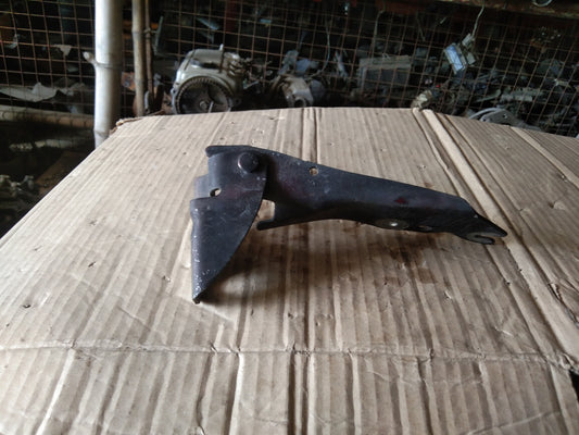 Ford Escape 2.0 Black Hood Hinge Passenger Side