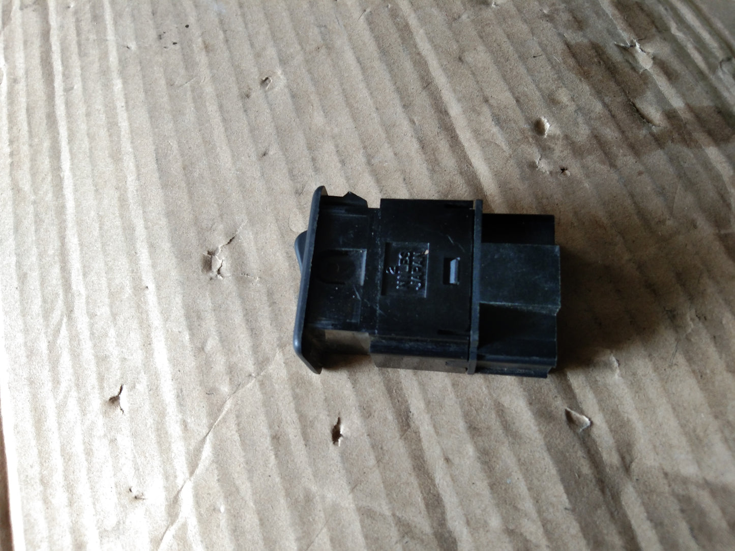 Nissan Cefiro Gas Switch