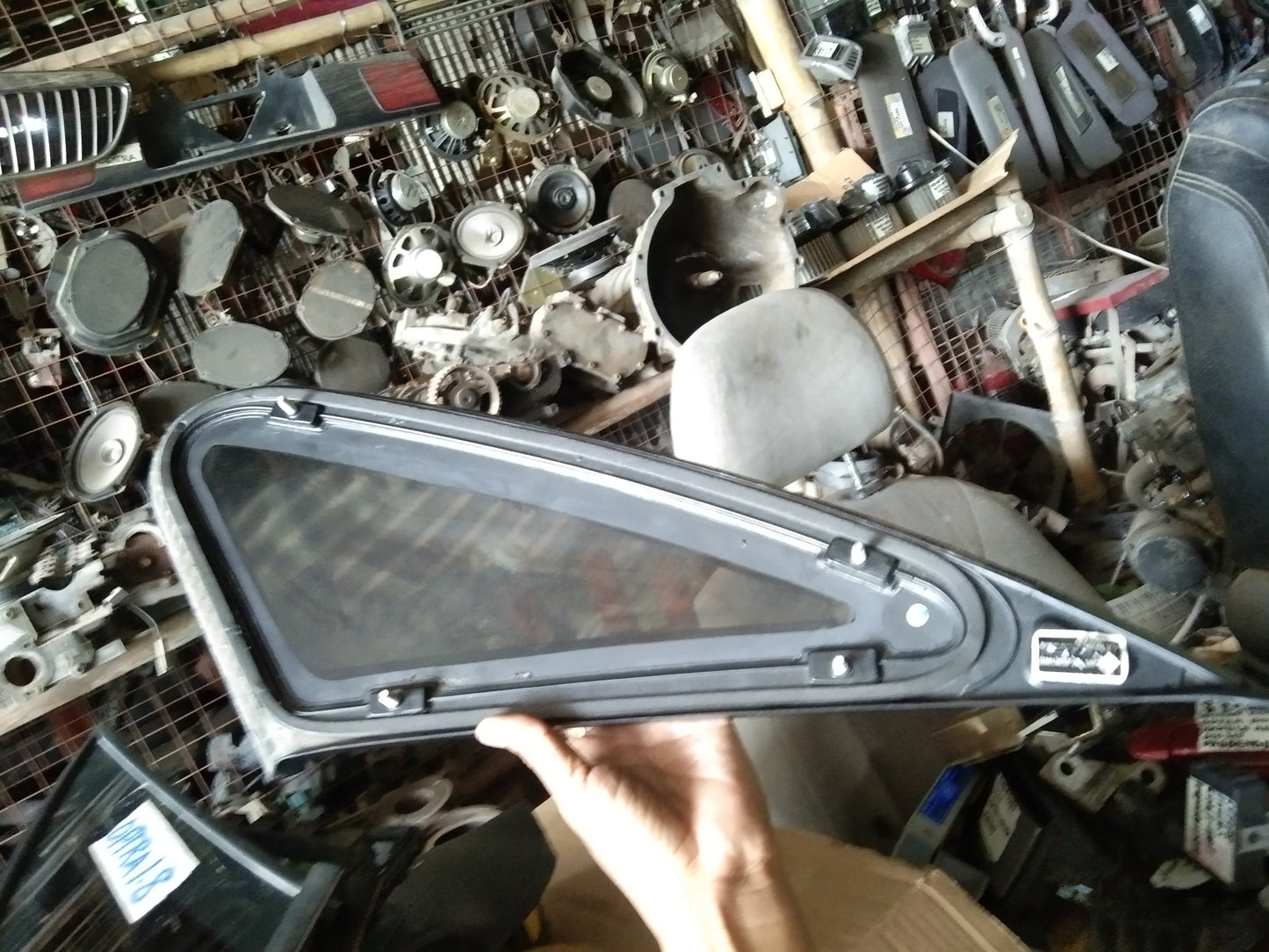 Optra 1.8 Quarter Glass Driver Side