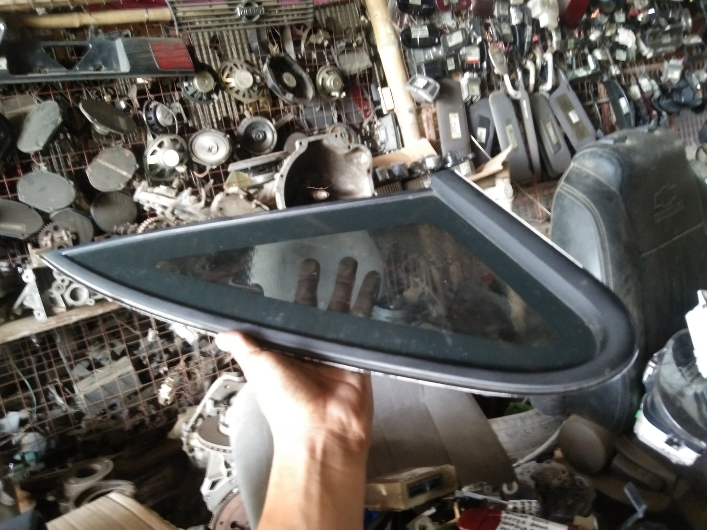 Optra Quarter Glass Passenger Side