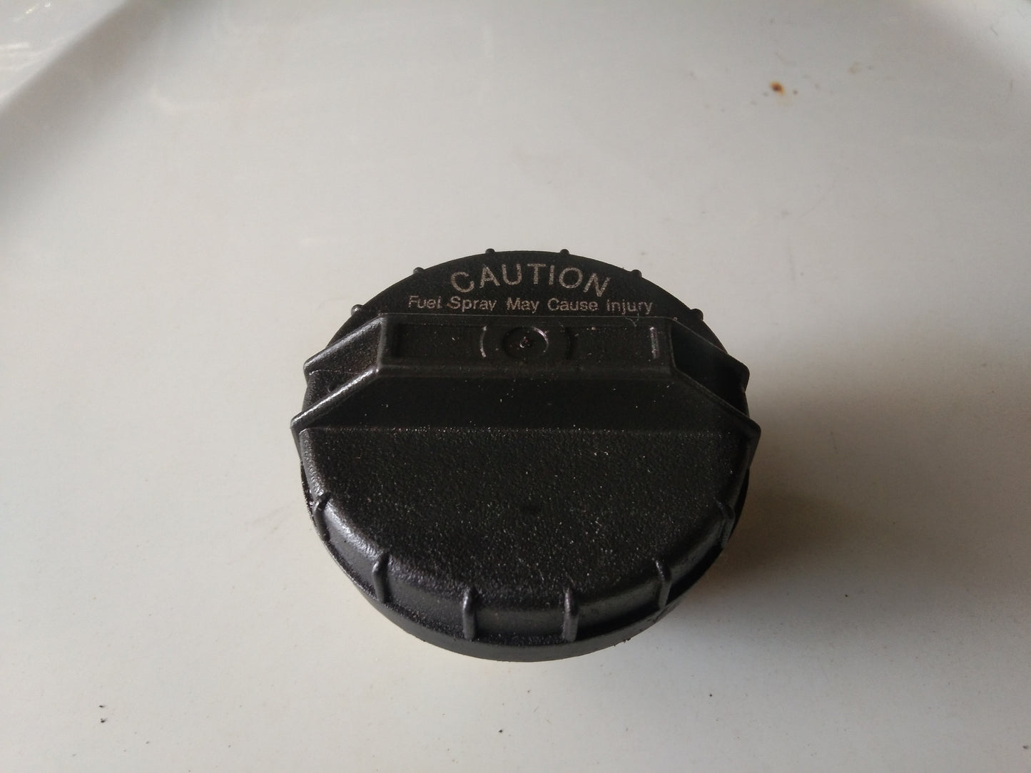 Optra 1.8 Fuel Tank Cap Cover