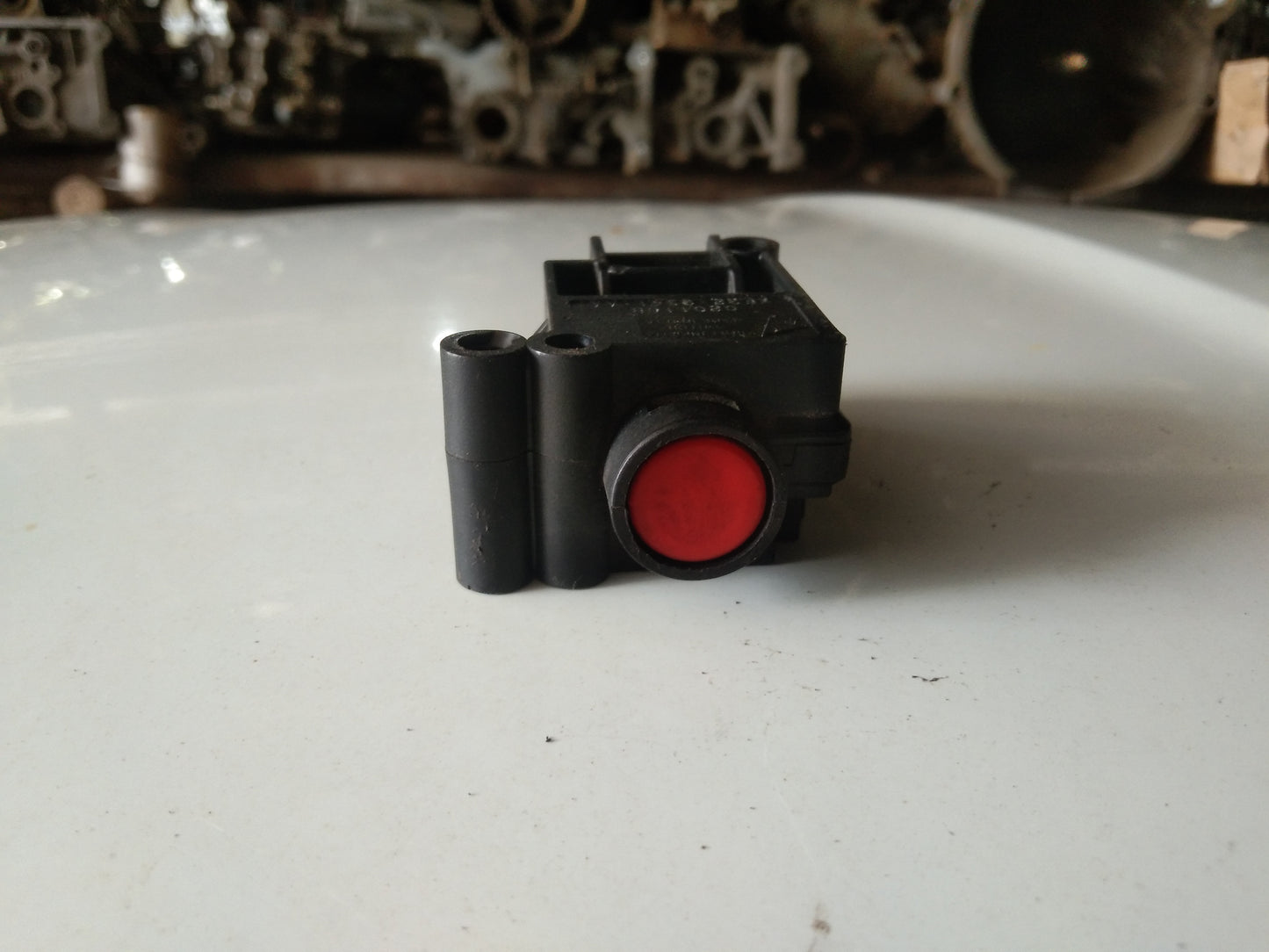 Expedition Push Botton