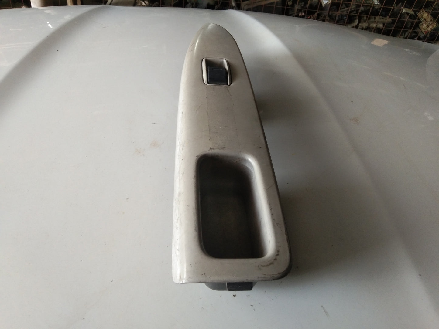 Expedition Window Switch