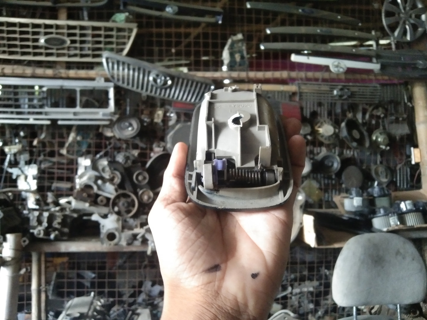 Mazda 3.2.3 Inner Door Handle Driver Side