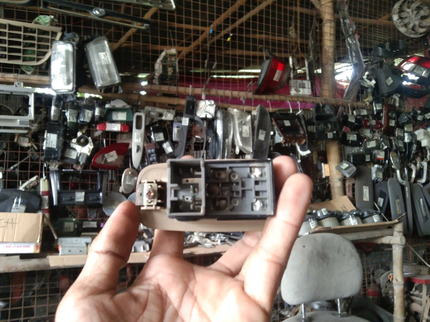 Optra Window Switch