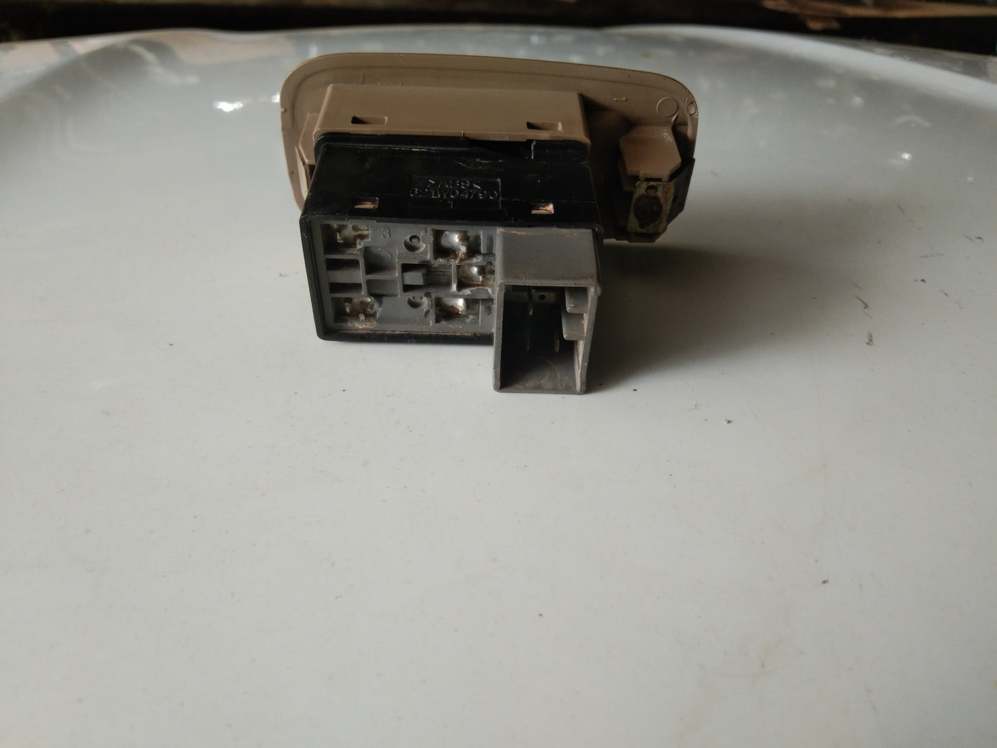 Optra Window Switch