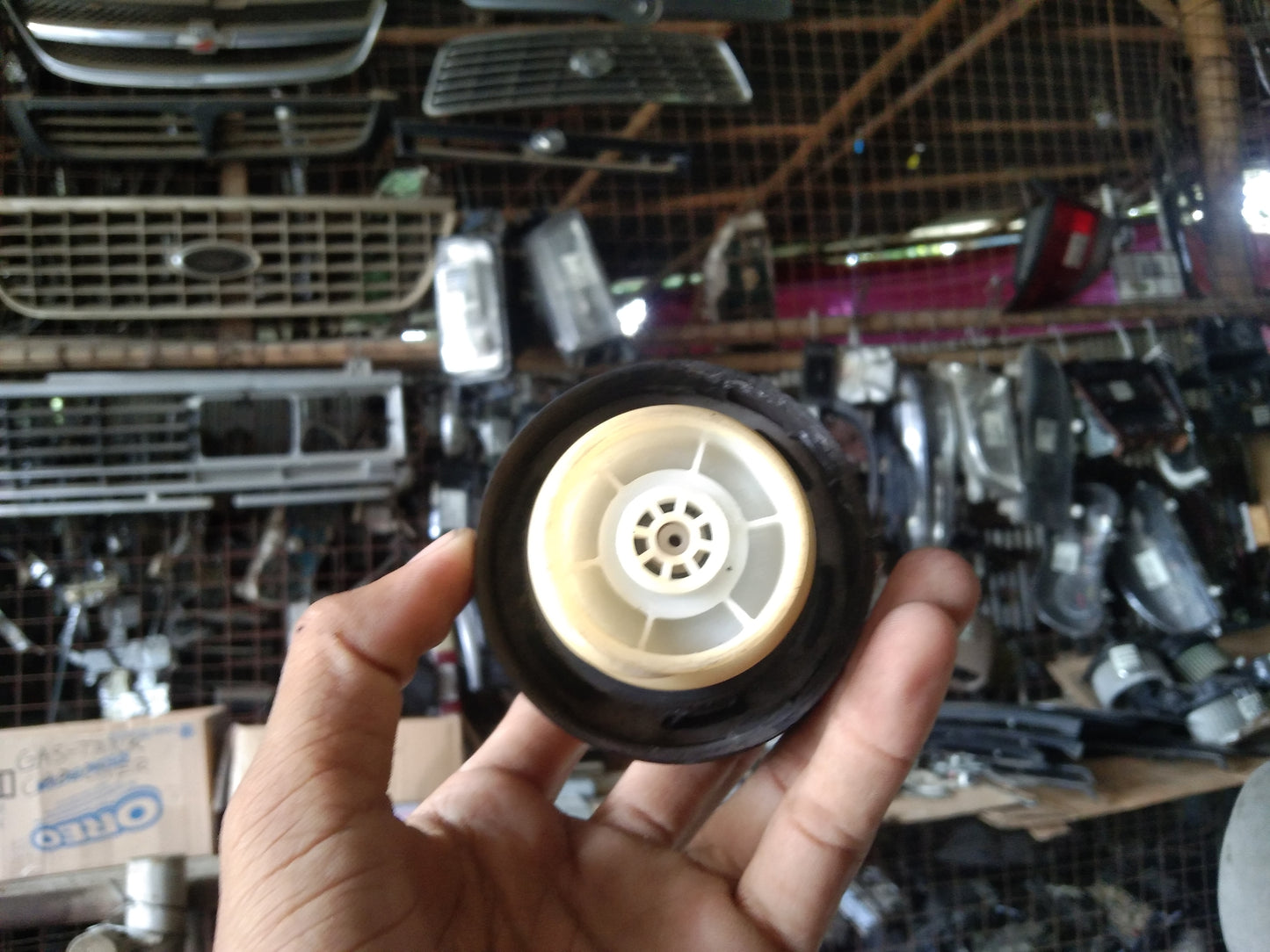 Optra 1.6 Gas Tank Cap Cover