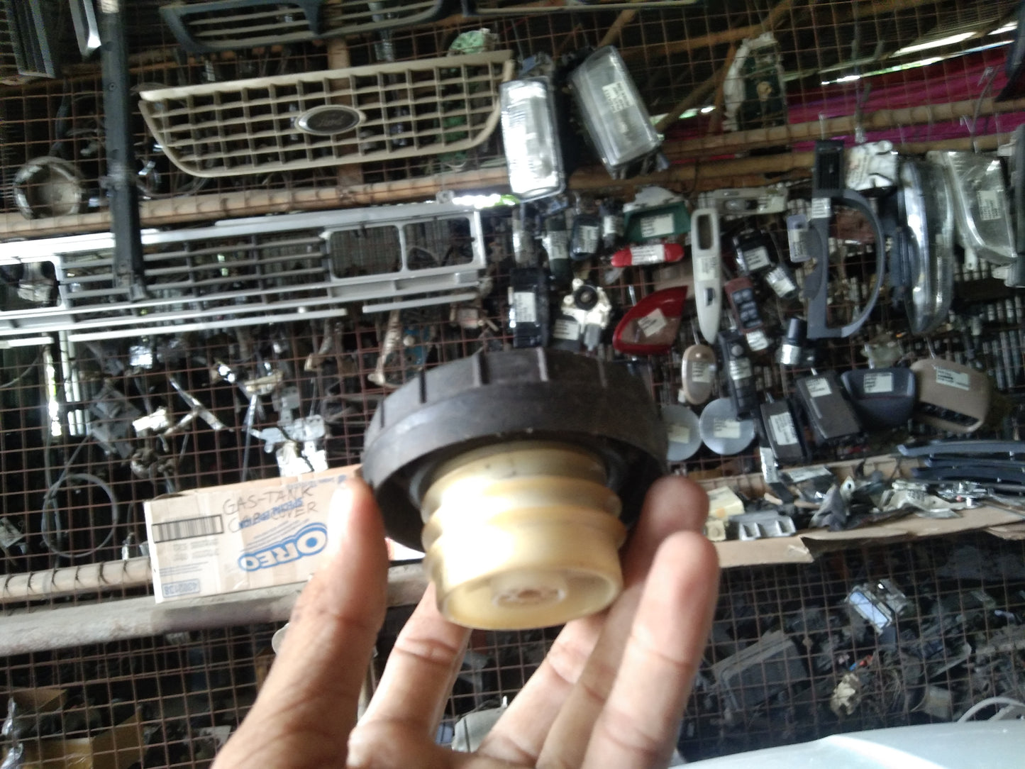 Optra 1.6 Gas Tank Cap Cover