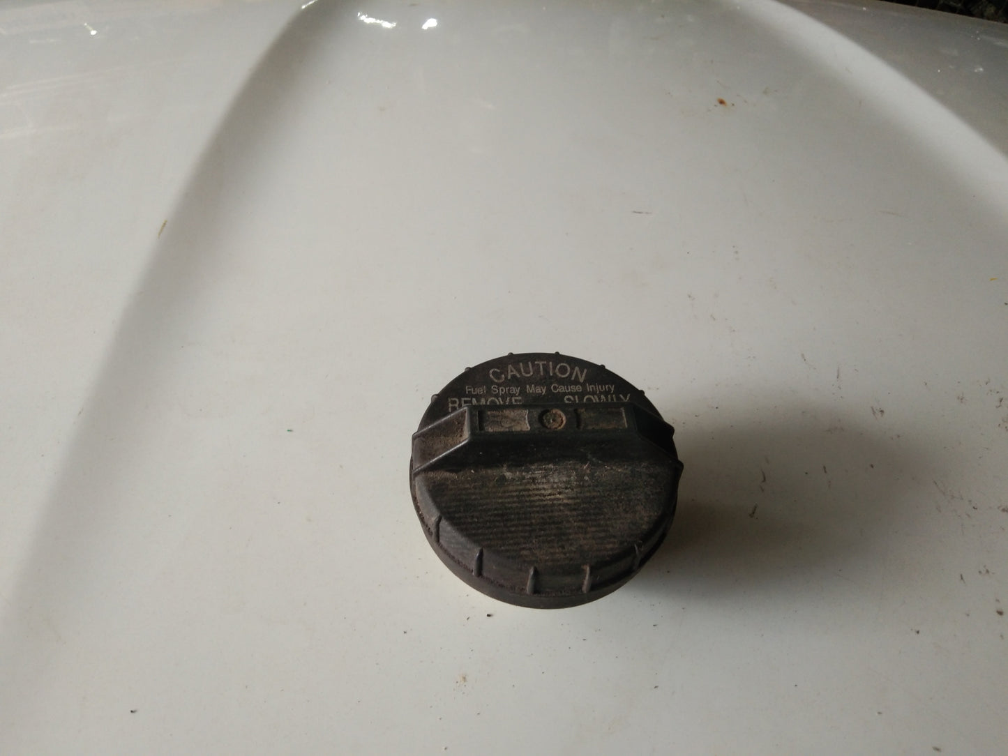 Optra 1.6 Gas Tank Cap Cover