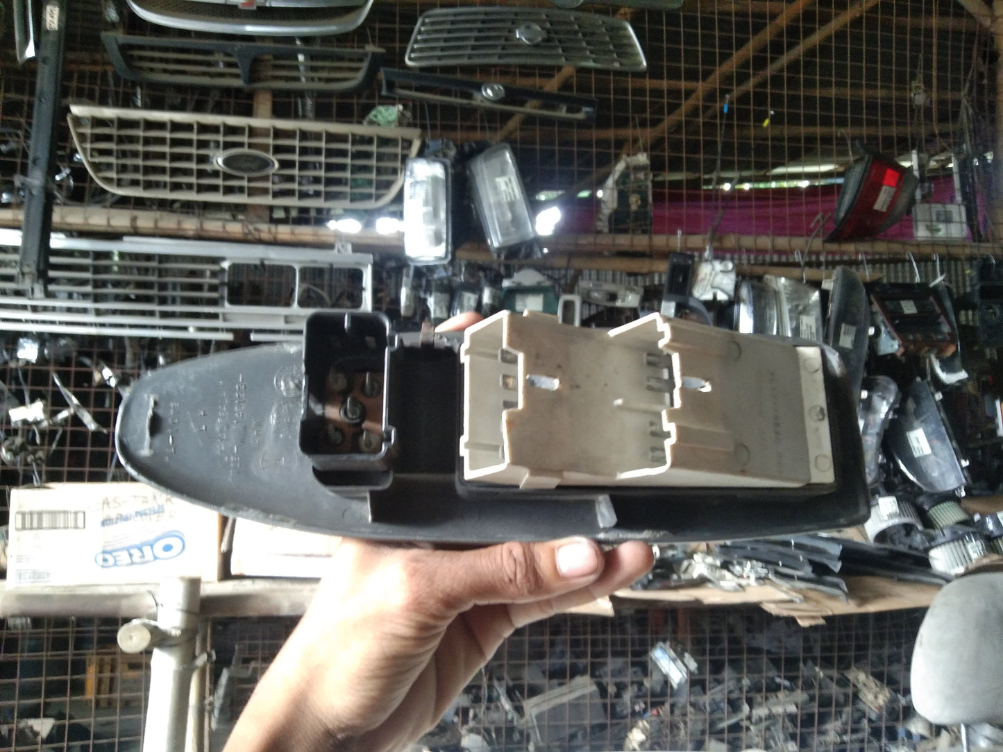 Expedition Main Switch