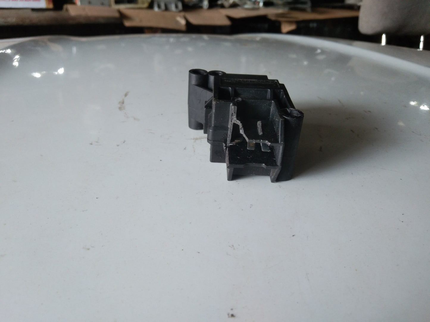 Mazda Tribute Push Botton Switch