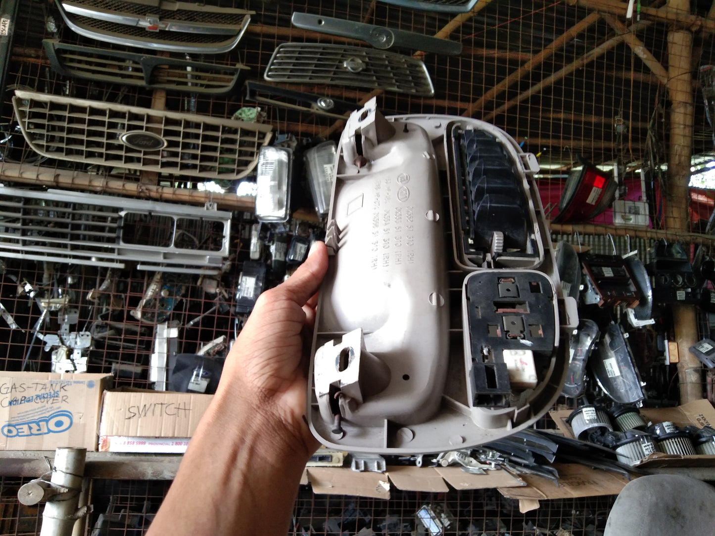 KIA Carnival Selling Handle Rear Driver Side