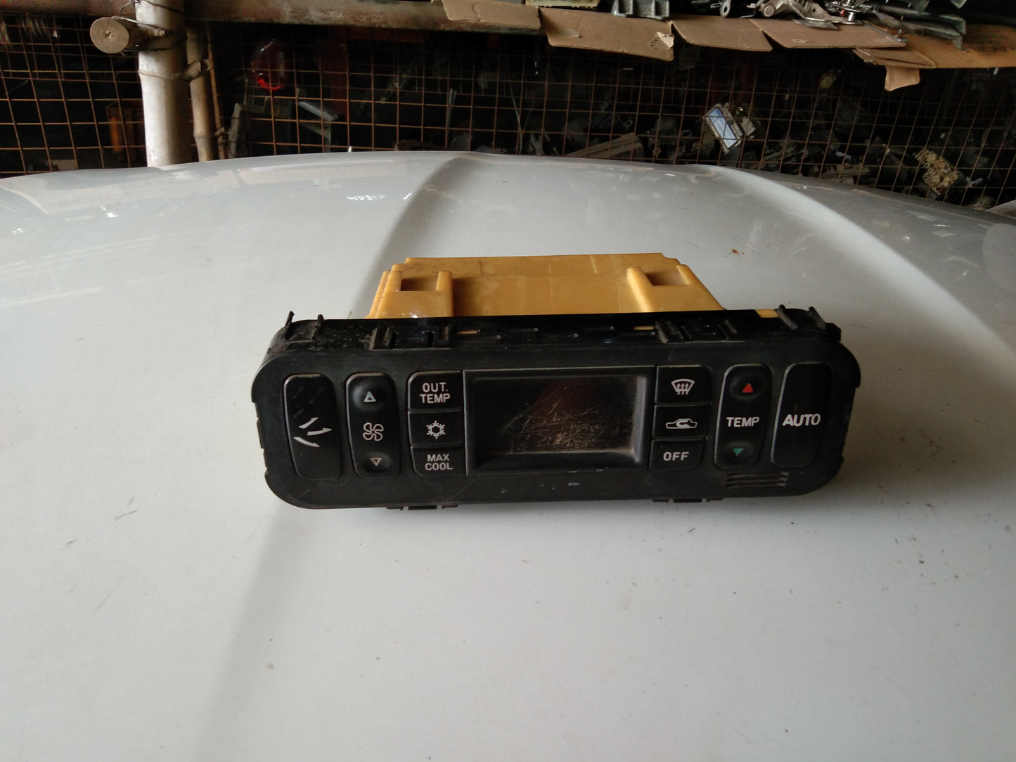 Mitsubishi Galant Control Unit Assy