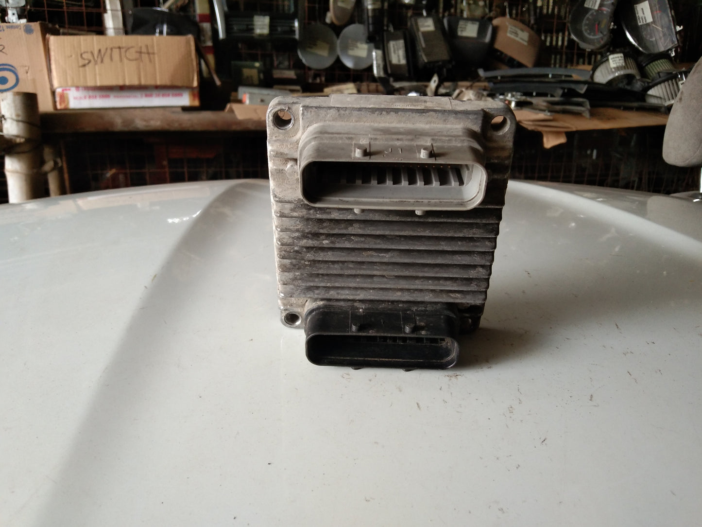 Optra 1.8 Computer Box