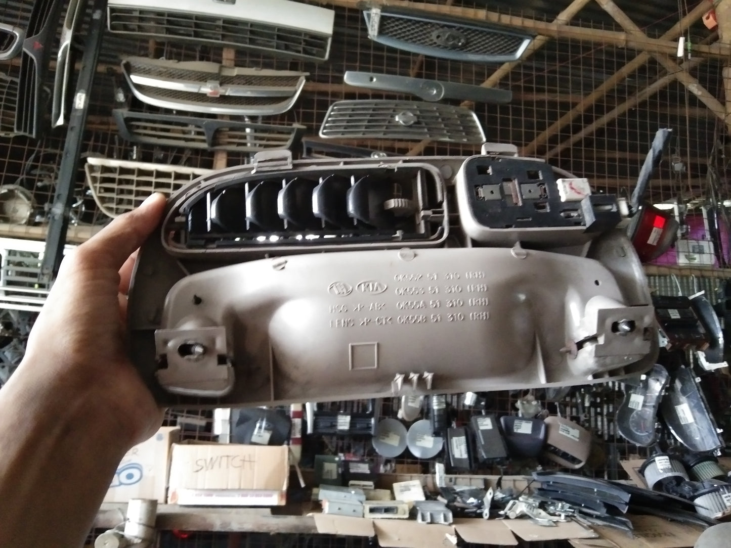KIA Carnival Selling Handle Front Passenger Side