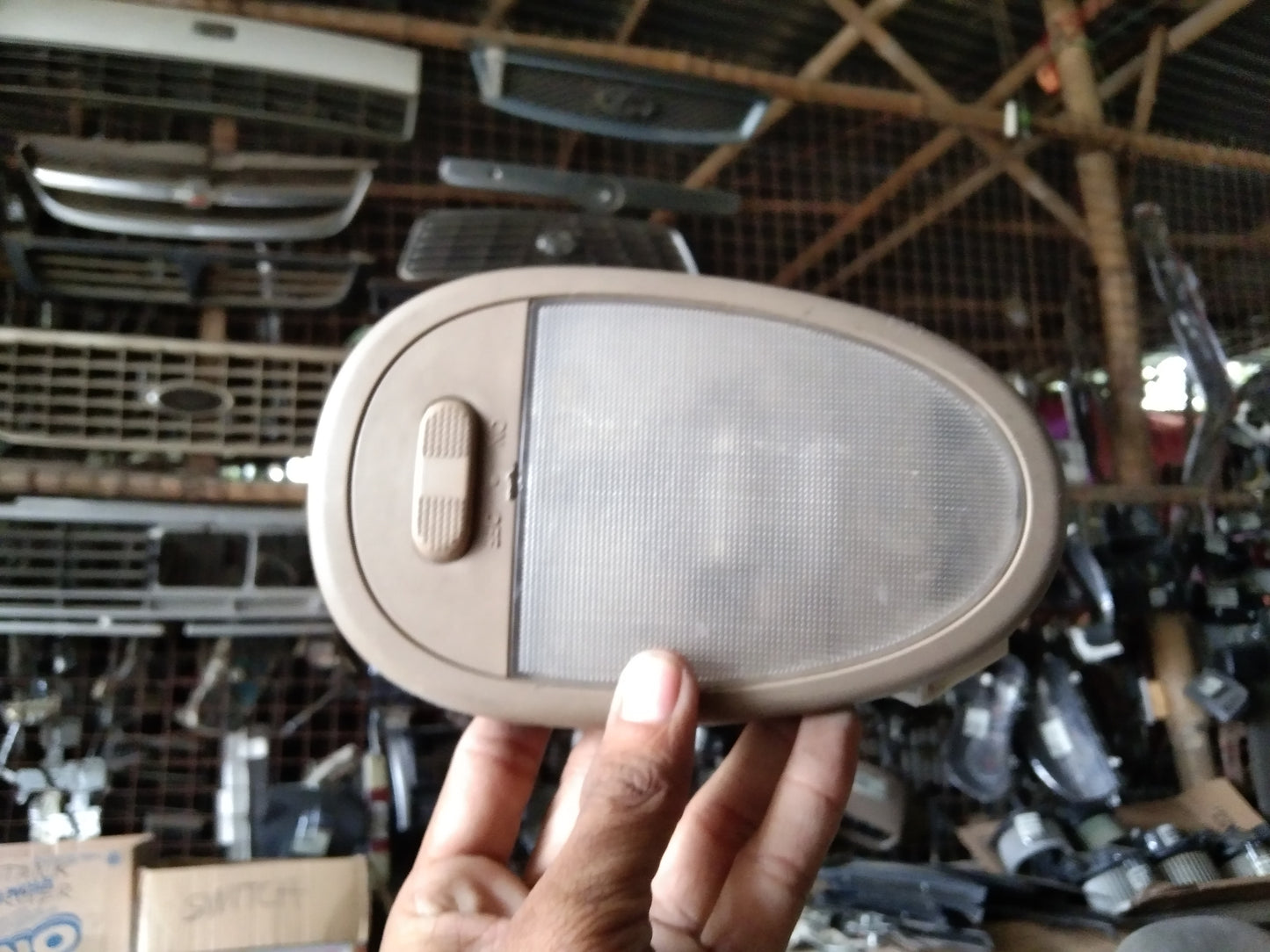 Optra 1.6 Dome Light