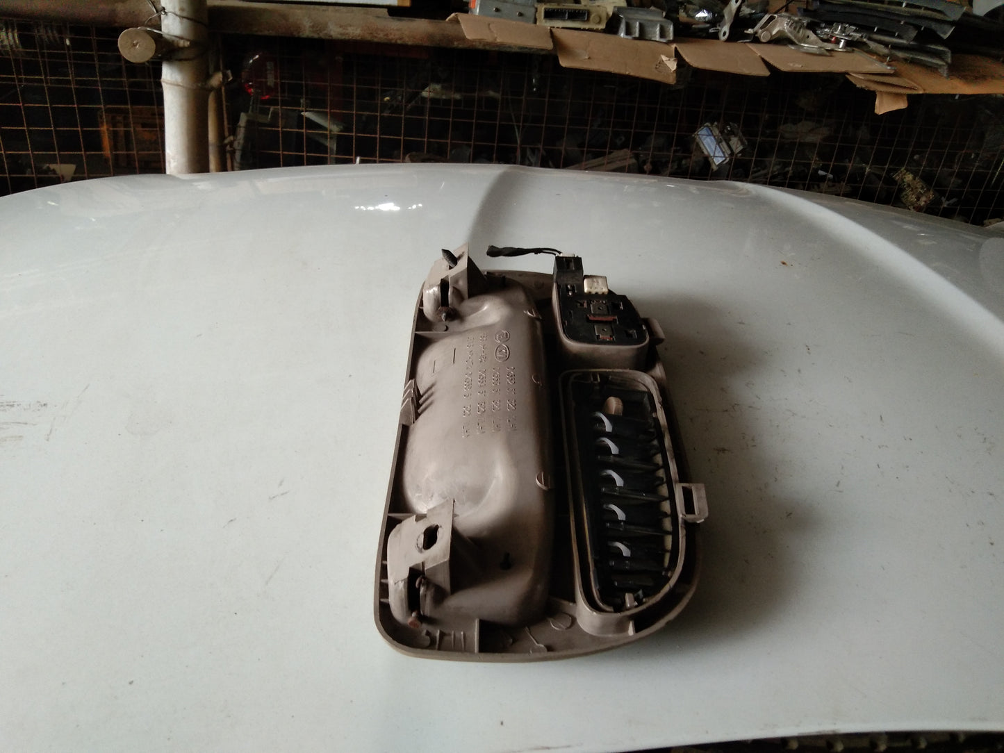 KIA Carnival Selling Handle Rear Passenger Side