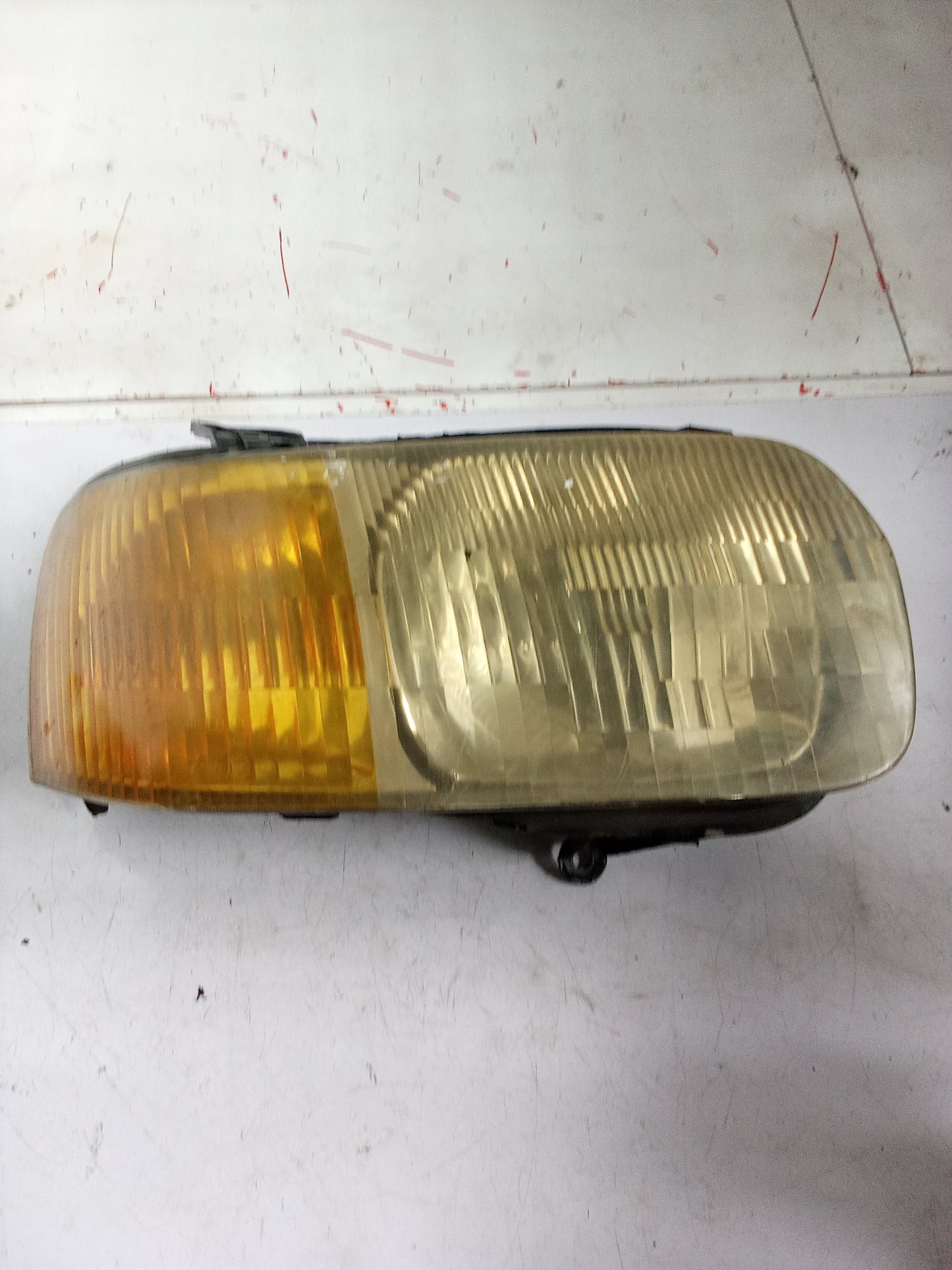 PS| Headlight | Ford Escape 2.0
