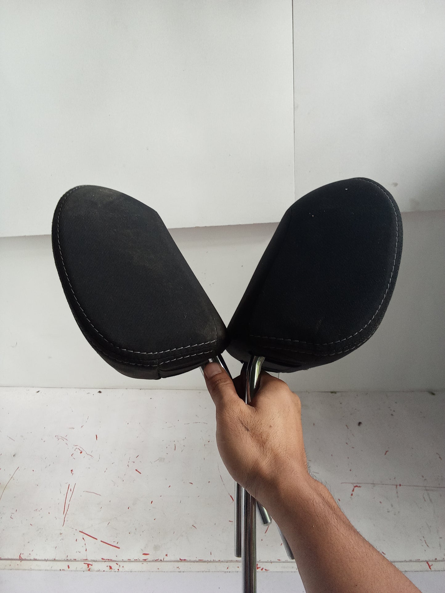 L|R | Head rest | Subaru Forester