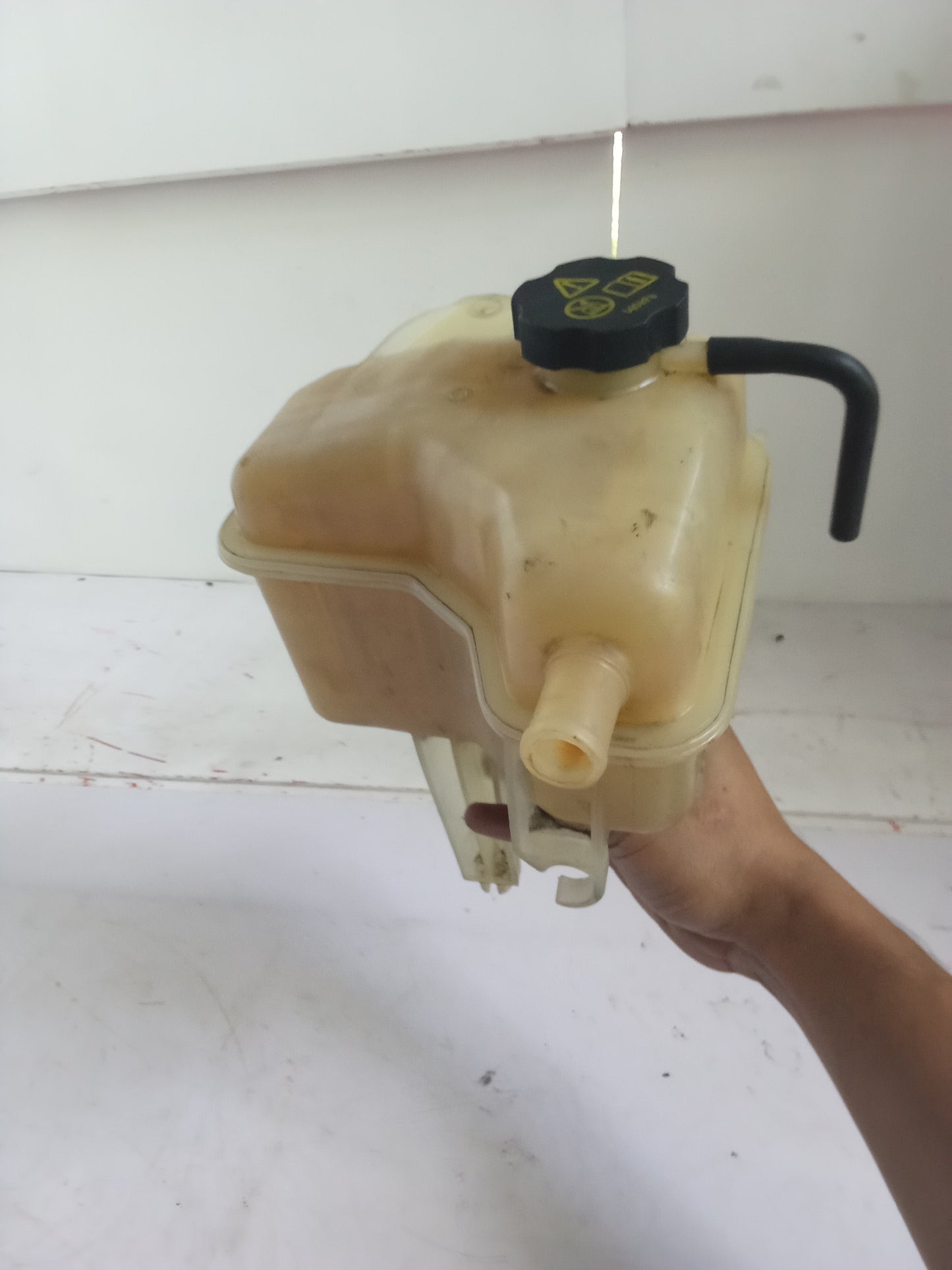 Coolant Tank | Ford Escape 2.3
