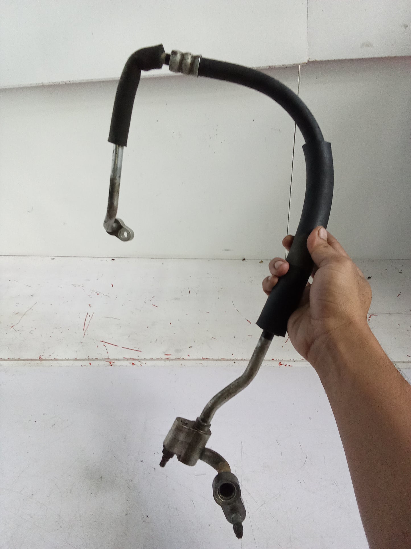 Condenser Hose | Ford escape 2.3