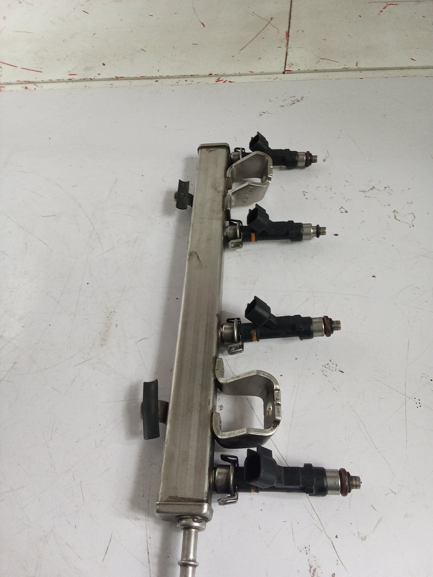 Fuel Rail | Injector | Ford Escape 2.3