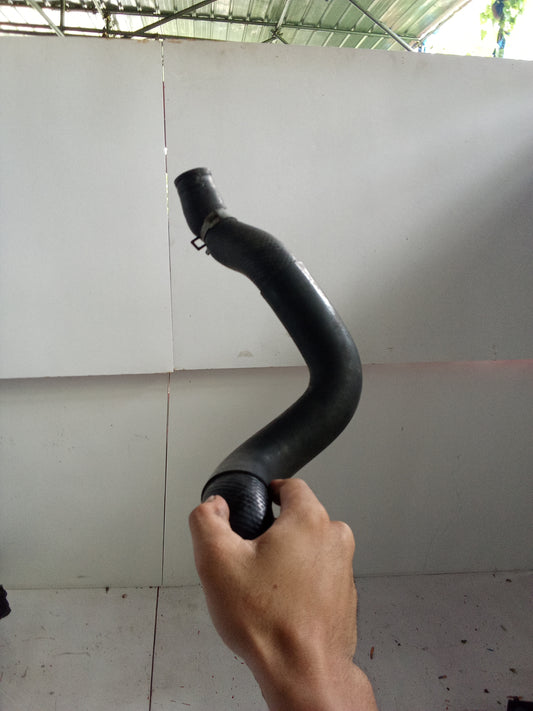 Upper Radiator Hose | Ford Escape 2.3