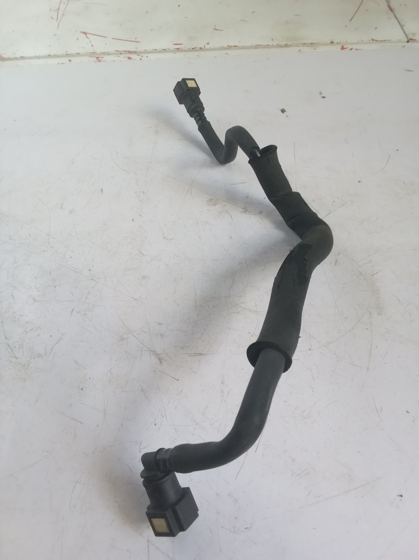 Fuel line host | Hyundai Tucson Crdi