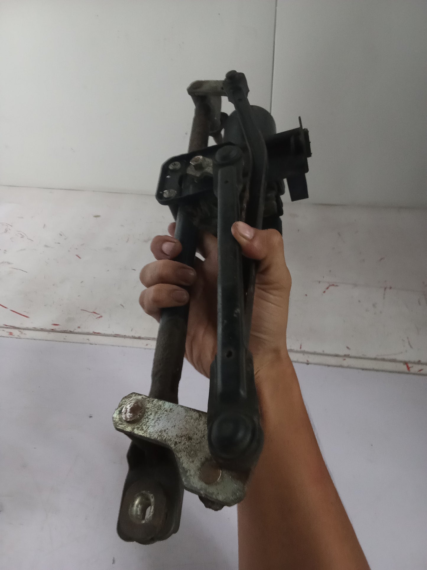 Wiper Linkage | Motor | Hyundai Tucson Gas