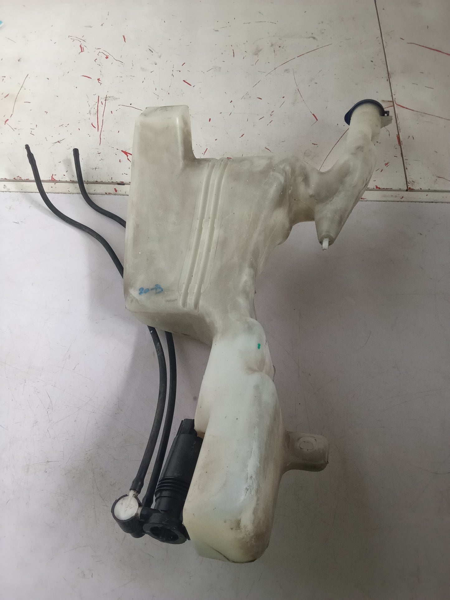 Washer Tank | Ford Fiesta black