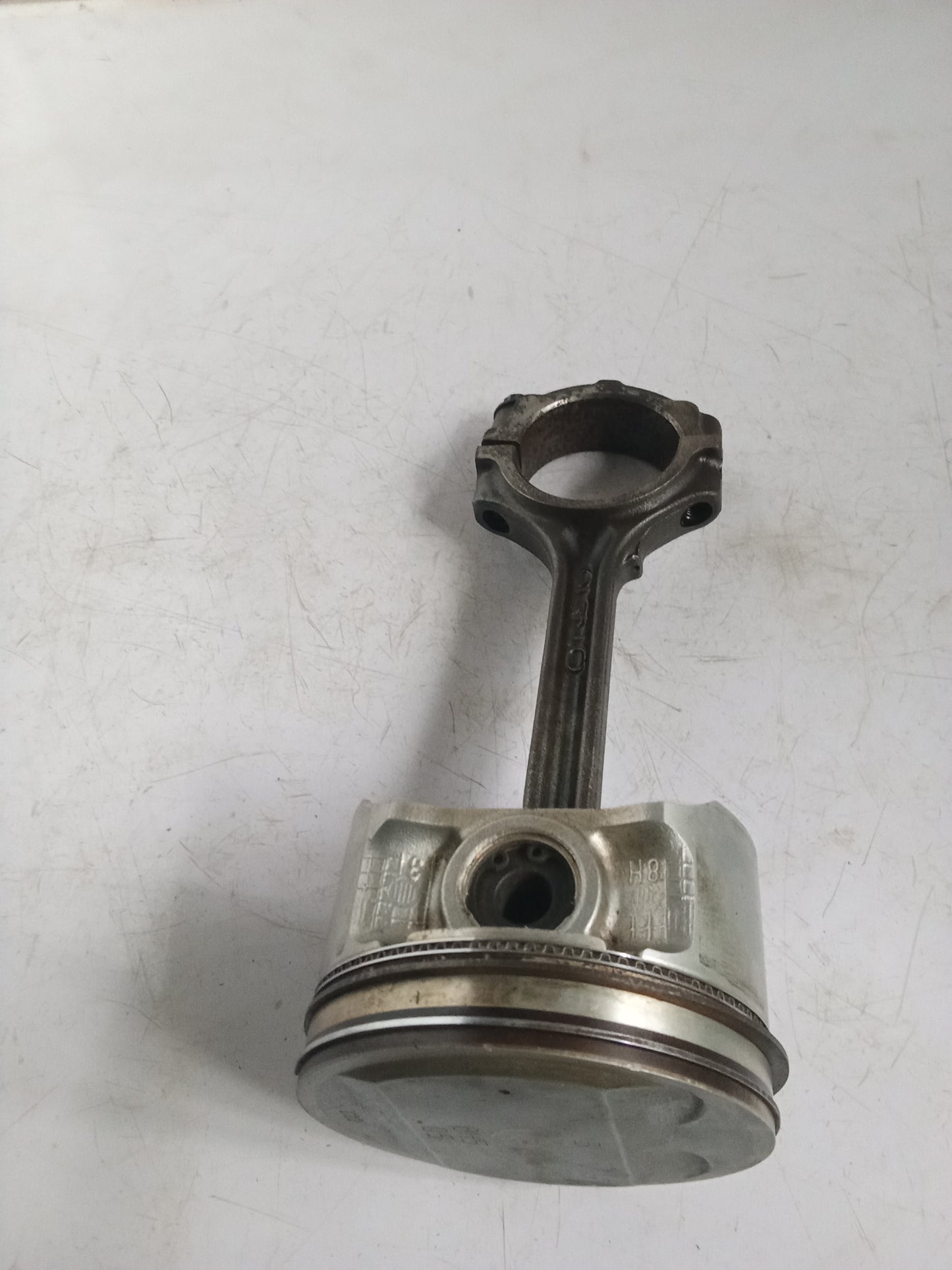 Piston | Connecting Rod | Nissan X Trail