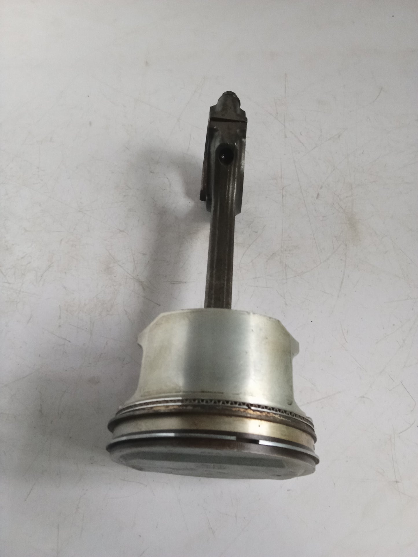 Piston | Connecting Rod | Nissan X Trail