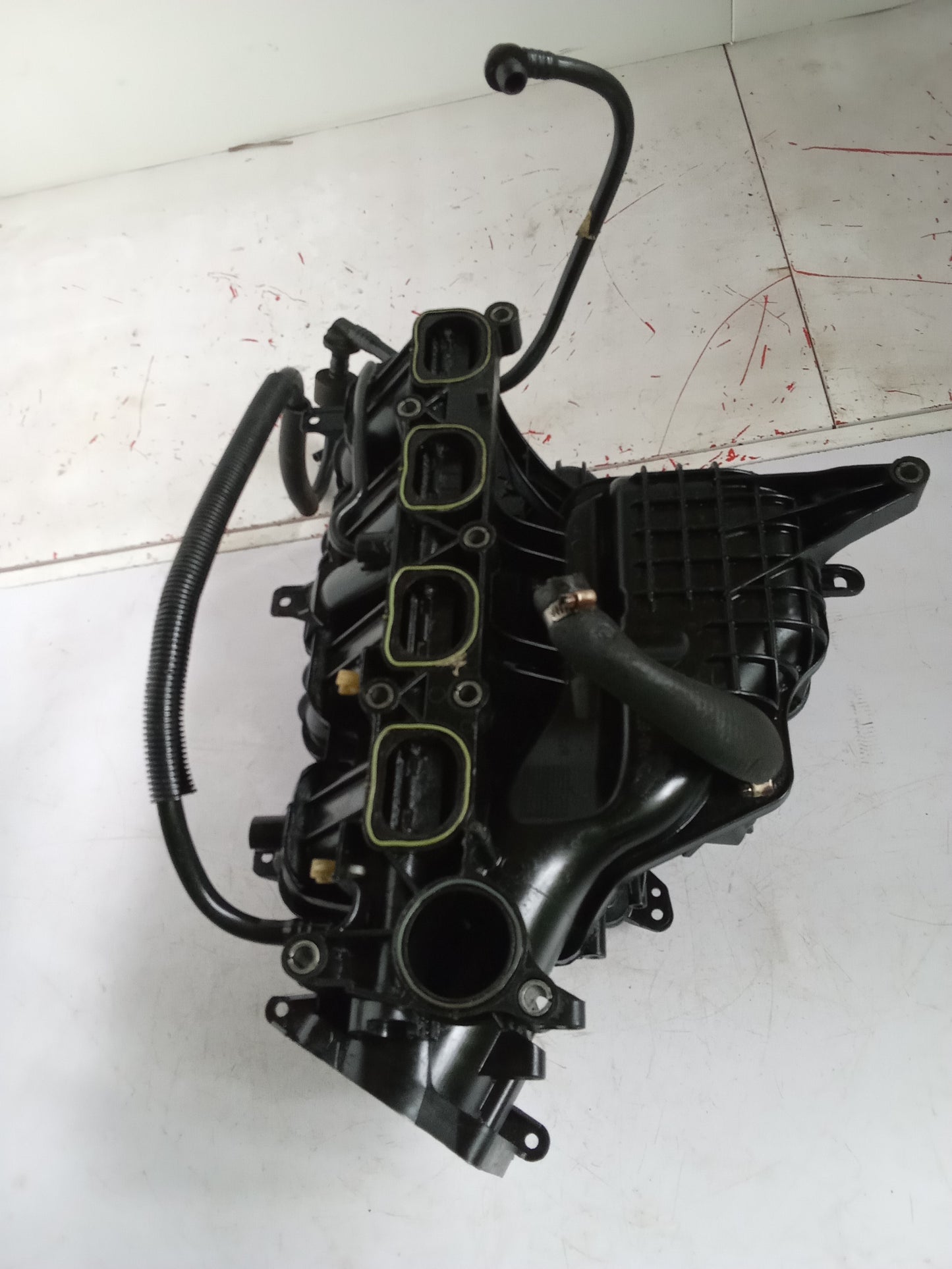 Intake manifold | Ford Focus 2.0
