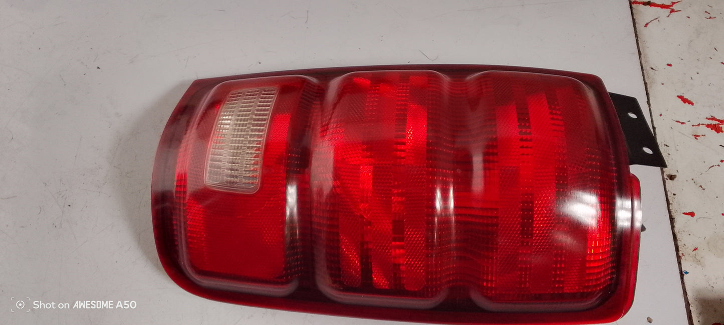 Tail light R/P/S|Expedition