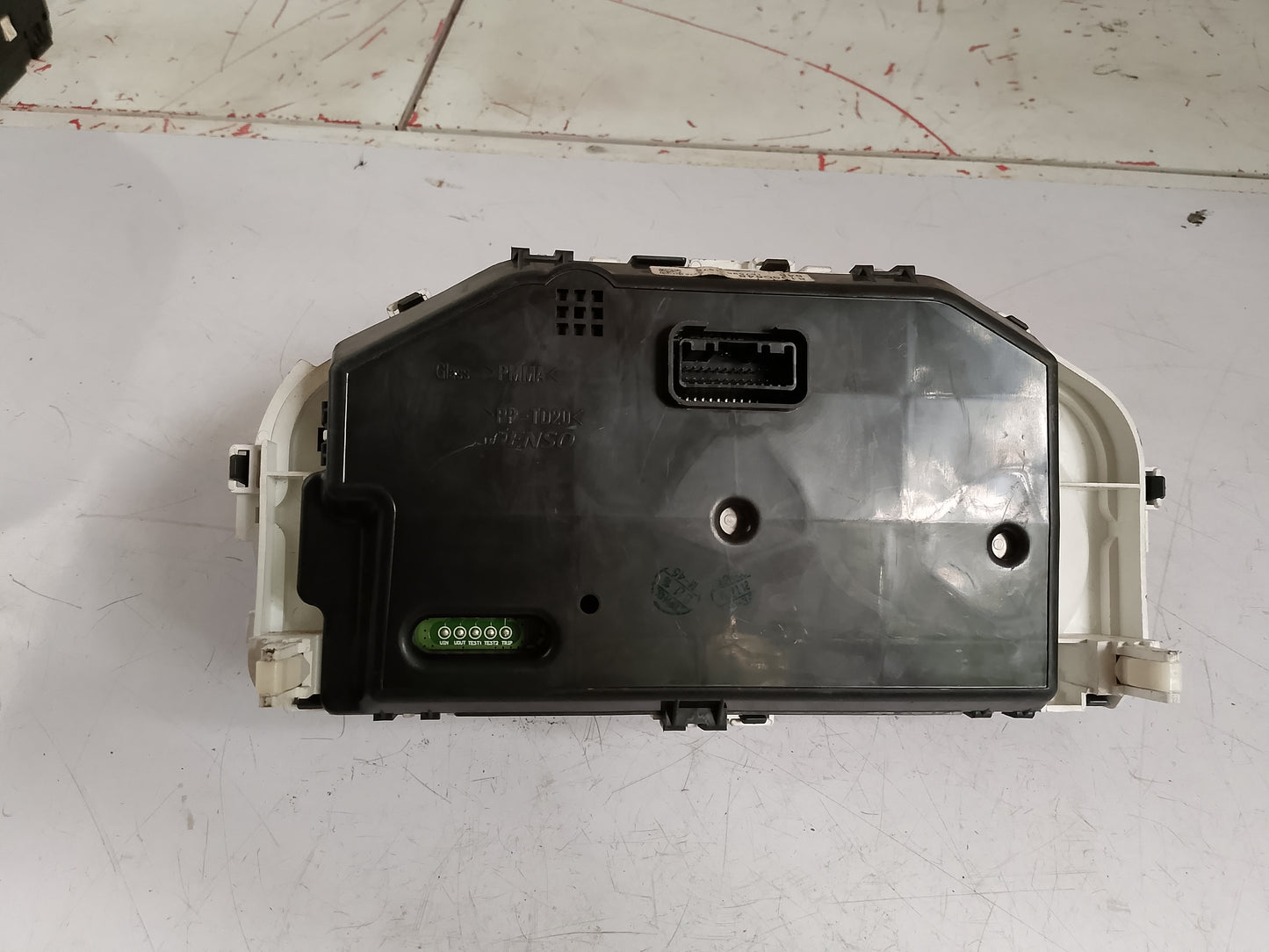 Panel Gauge|Mirage