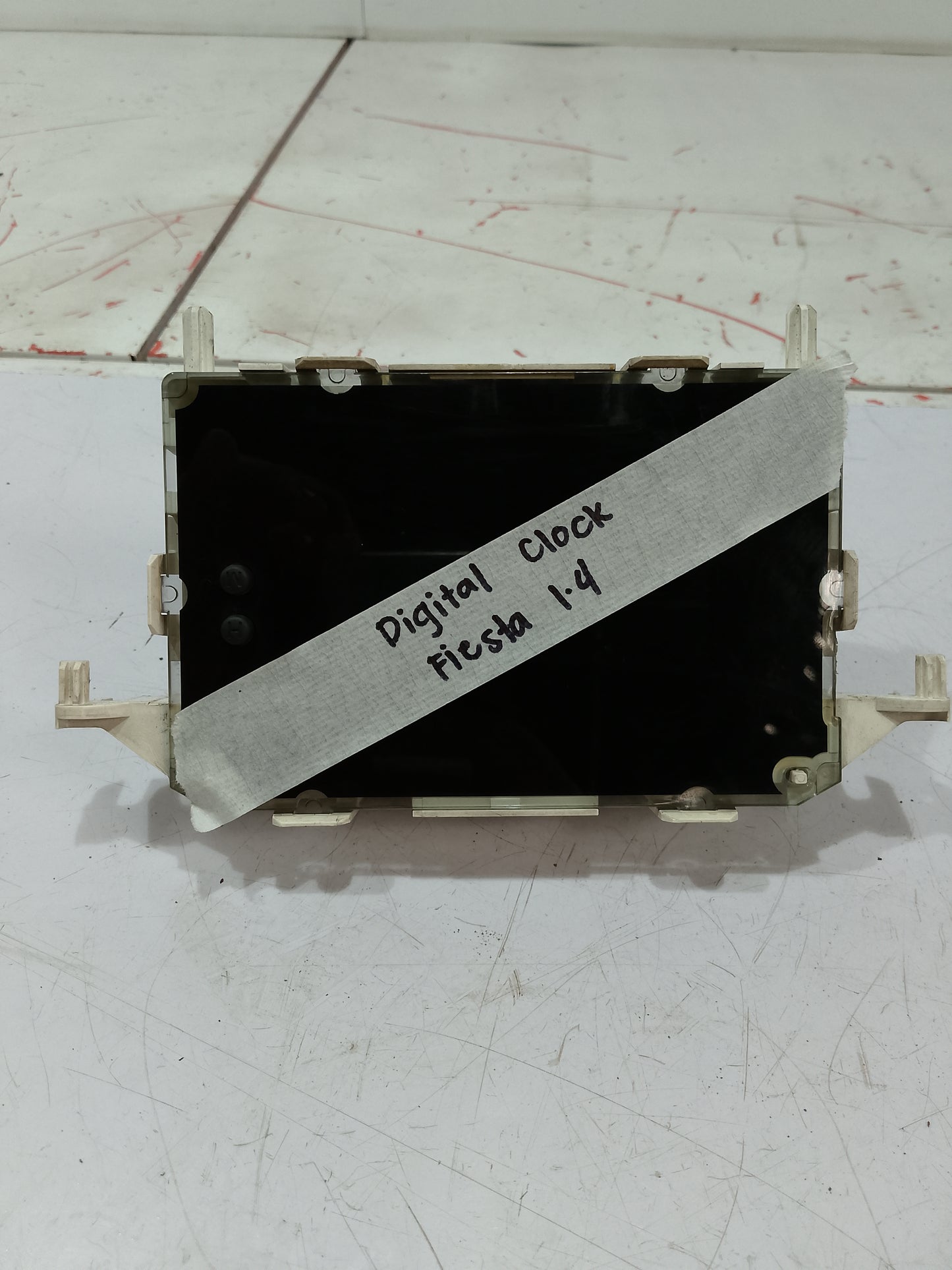 Digital Clock | Ford Fiesta 1.4