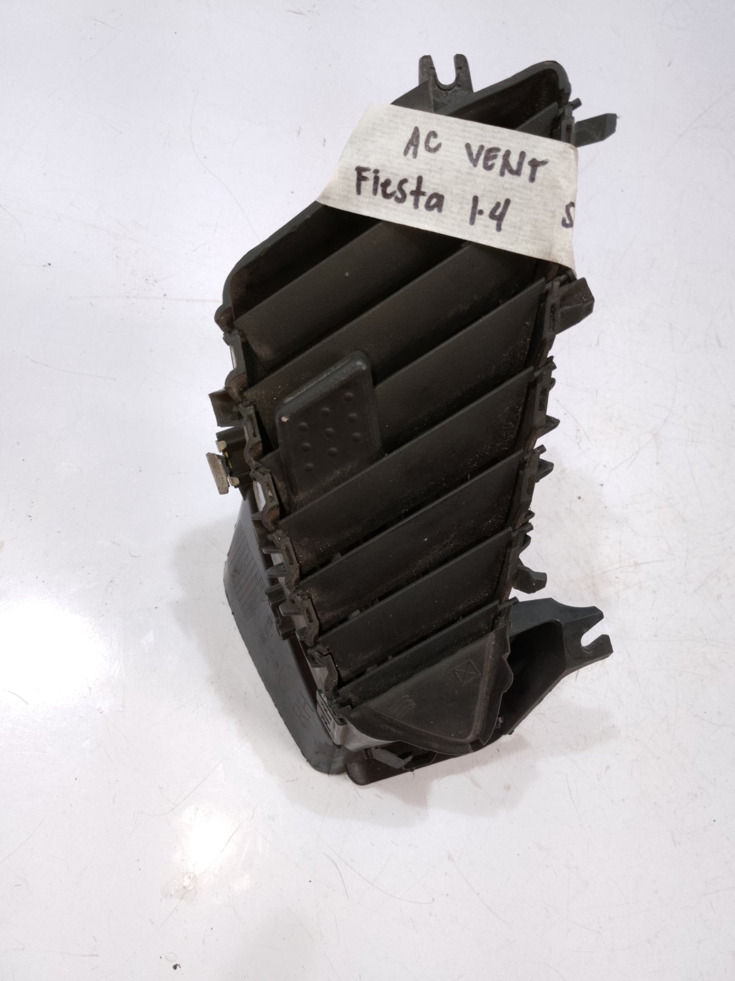 AC Vent | Passenger Side | Ford Fiesta 1.4