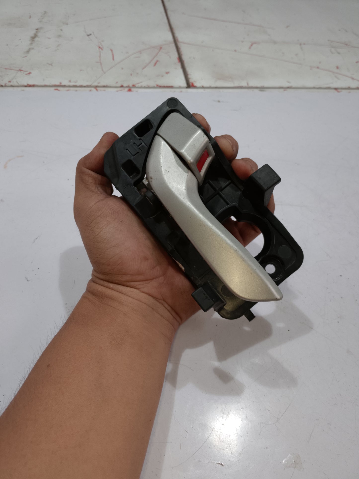 Inner Door Handle | Hyundai Reina