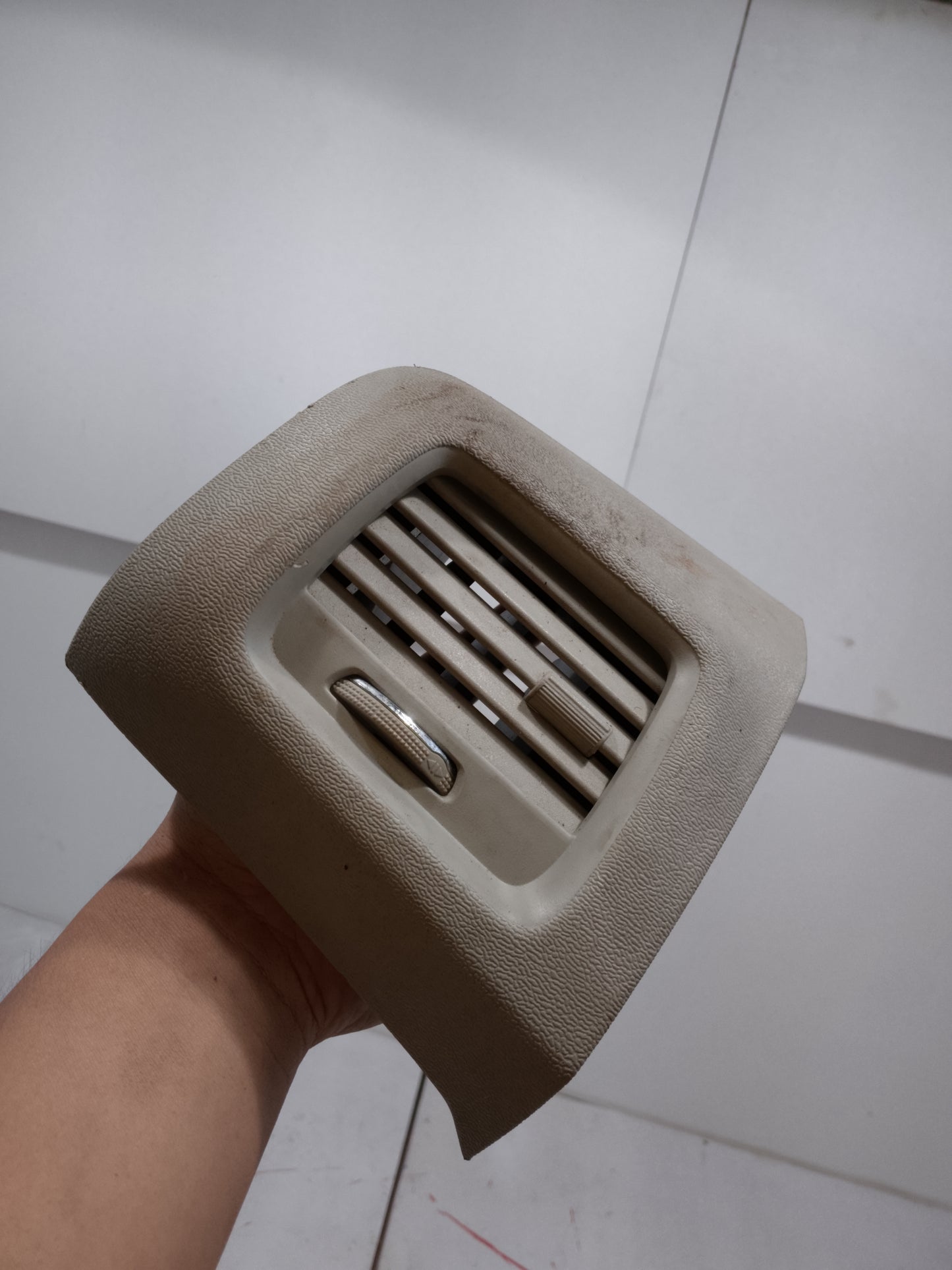 AC Vent | Driver Side | Chevrolet Spin