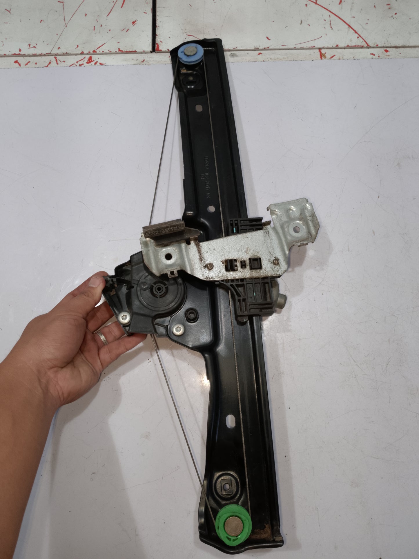 Power Window Mechanism With Motor | Driver Side | Ford Everest 2017